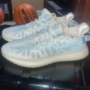 Yeezy Mono Ice